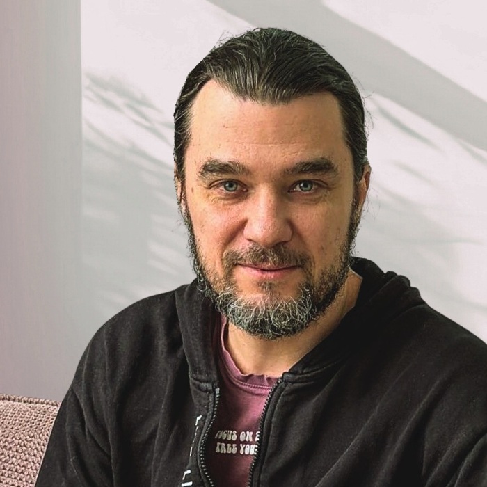 Michał Rudy - Trener Oddechu - Absolwent Szkoły Trenerów Oddechu Prana Visions - Twórca Animy - aplikacji do pracy z oddechem